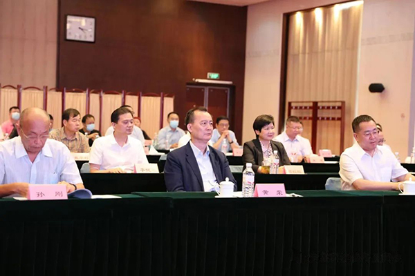 AG恒峰科技董事长戴煜当选全联科技装备业商会常务会长 (2).jpg